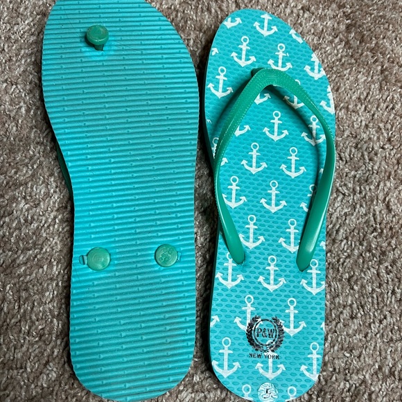 Flip flops - Picture 2 of 2